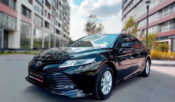 Toyota Camry 